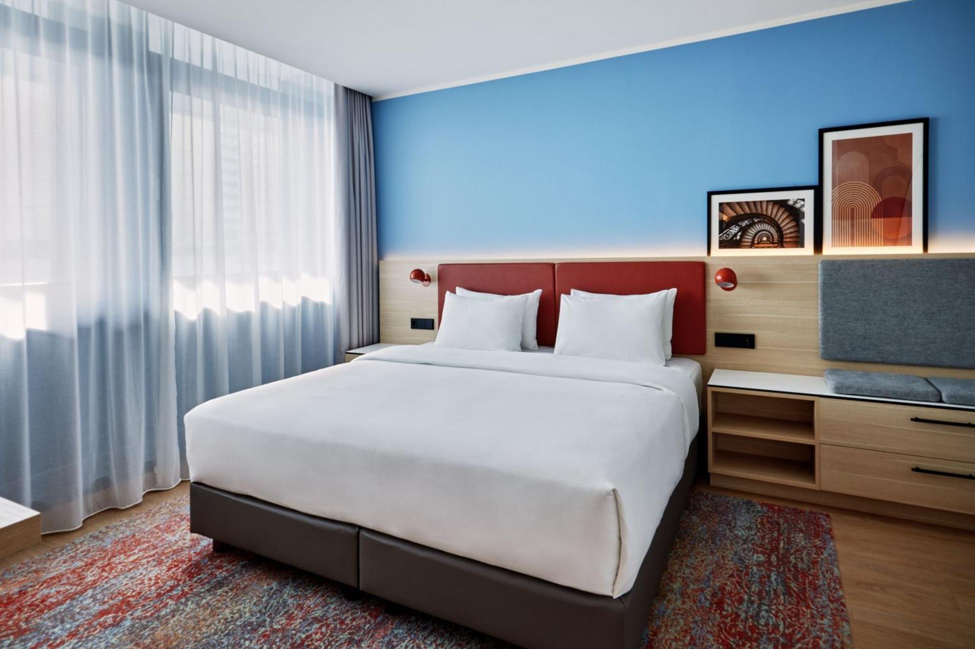 By Marriott 4*
